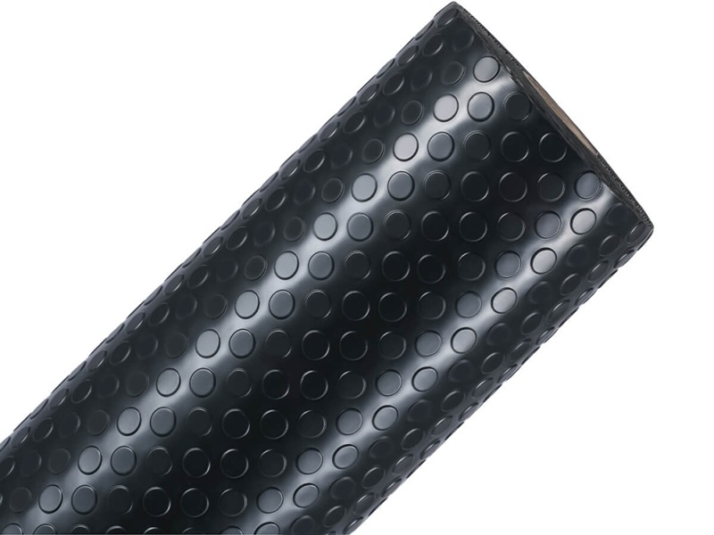 Siyah Parali PVC - Siyah parali PVC zemin kaplama, sade ve profesyonel gorunum. Oto servis, fabrika, atolye ve endustri mekanlarinda en cok tercih edilen renk secenegi.